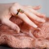 My Pearl Yarn Guiding Ring – Gold (8mm Globe)