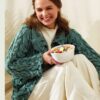 Symfonie Yarn Patterns – Chronical 1 – Coastal Cables (Viva yarn)